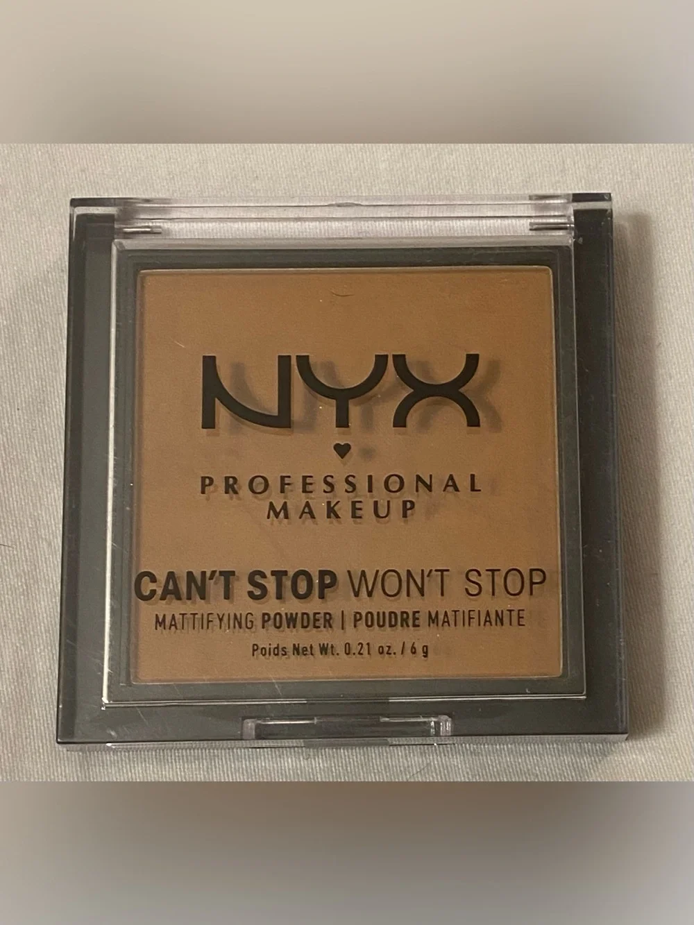 NYX Can't Stop Won't Stop Mattifying Powder - Mocha